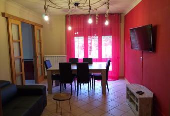 appartamento quadrifoglio allows 18 year olds to book a room