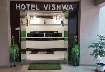 Hotel Vishwa allows 18 year olds to book a room