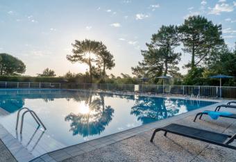 H  tel et R  sidence de Chiberta et du Golf allows 18 year olds to book a room