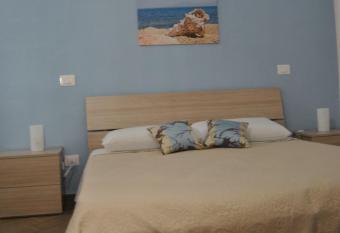 La Triade affittacamere has Balcony rooms