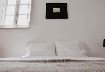 Apartamento acolhedor e elegante em pr  dio t  pico - Self check in has Balcony rooms