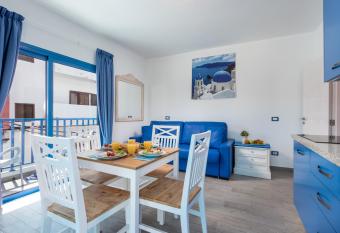 RIVA GUEST HOUSE Los ABRIGOS has Balcony rooms