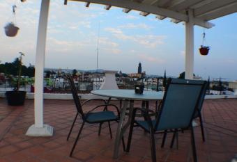 HOTEL DEL CAPITAN DE PUEBLA, DEPARTAMENTOS has Balcony rooms