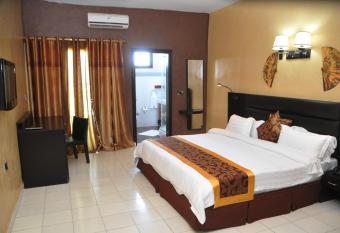 Hotel le virage has Balcony rooms