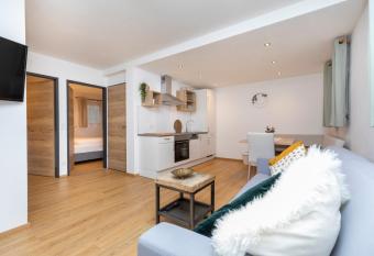 Apartment Souterrain allows 18 year olds to book a room