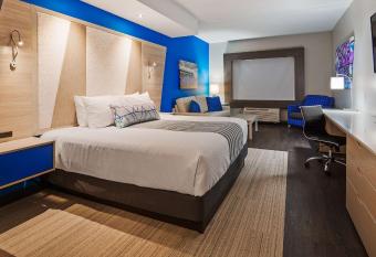 Best Western Premier Winnipeg East allows 18 year olds to book a room