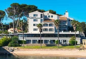Van der Valk Hotel Saint-Aygulf has Balcony rooms