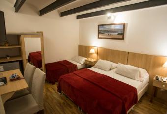 Hotel Casablanca Montevideo has Balcony rooms