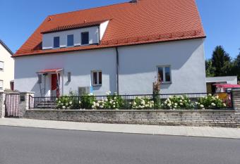 Ferienwohnung Gretl & Xaver has Balcony rooms