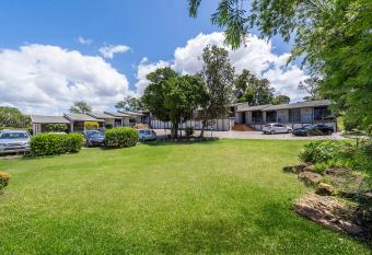 Fern Bay Motel allows 18 year olds to book a room