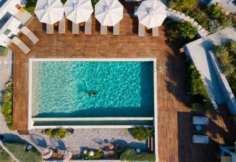 Elies Residences has Balcony rooms