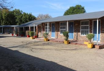 Opstal Guestfarm has Balcony rooms