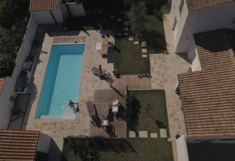 Lauberti  re allows 18 year olds to book a room