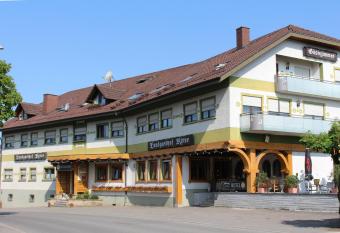 Landgasthof Ritter allows 18 year olds to book a room