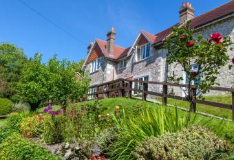 Limestone Hotel allows 18 year olds to book a room