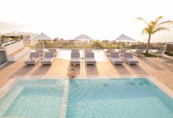 Midenza Seaside & Nature Retreat has Balcony rooms