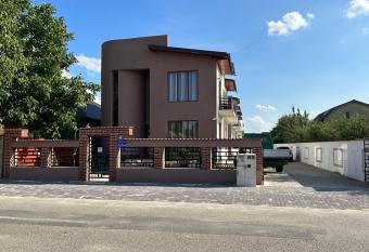 Pensiunea Patrick has Balcony rooms