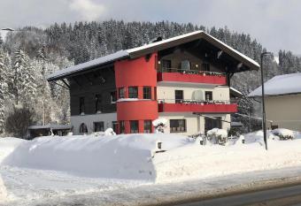 Appartementhaus Bergblick has Balcony rooms