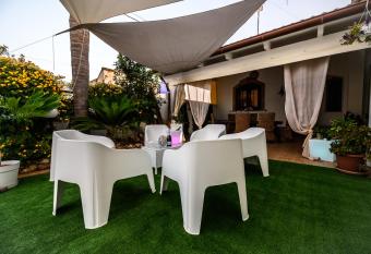 Casa vacanza Stella has Balcony rooms