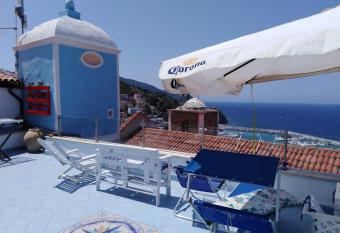 Kirillos IN CILENTO has Balcony rooms