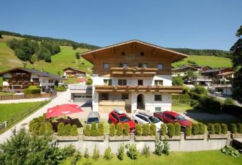 G  stehaus Ingeborg has Balcony rooms