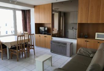 KOKSIJDE BAD de block zeelaan B5 has Balcony rooms