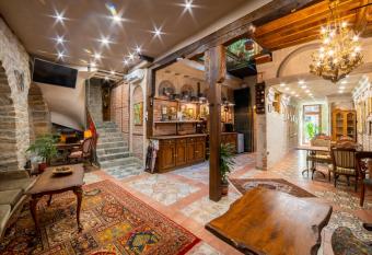 Guest house Diabora-Veliko Tarnovo has Balcony rooms