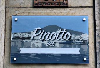 PINOTTO BNB has Balcony rooms