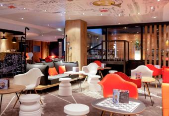 ibis Lyon Gare Part Dieu allows 18 year olds to book a room
