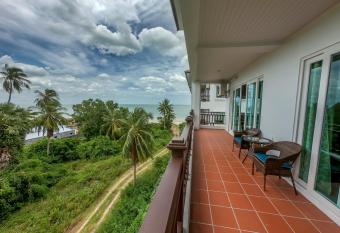 Khanom Sea Breeze apartment has Balcony rooms