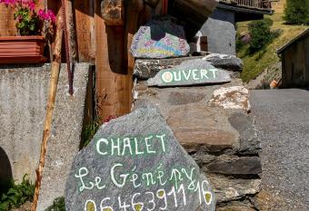Chalet le Genepy with amazing views! has Balcony rooms