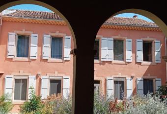 L   crin de l Orb has Balcony rooms