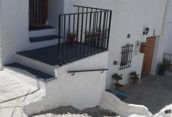 Casa Rocio has Smoking rooms