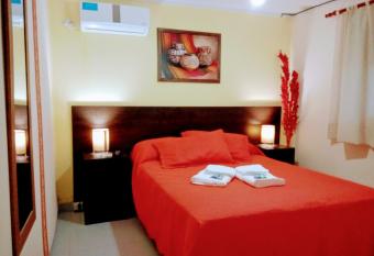 Departamento Arenas allows 18 year olds to book a room