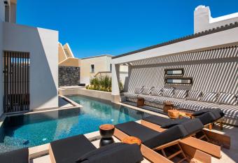 Uma Ray Suites allows 18 year olds to book a room