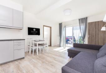 Jantar Apartamenty - 5 M  rz Siano    ty has Balcony rooms