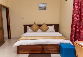 Rosewood Hotel has Balcony rooms