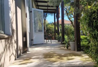 Keerweder has Balcony rooms