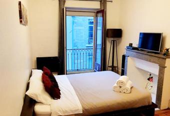 Sublime T2 Victor Hugo hypercentre Grenoble has Balcony rooms