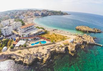 Apartments Atlantis has Balcony rooms