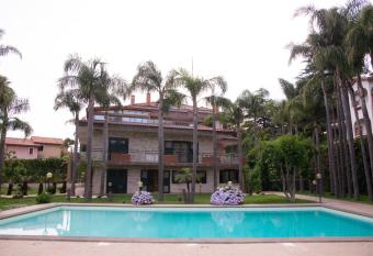 Boutique Villa Etna d A mare has Balcony rooms