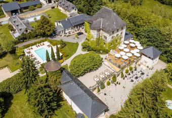 Ch  teau de Candie allows 18 year olds to book a room