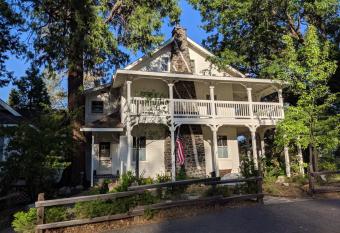 Inn at Sugar Pine Ranch has Balcony rooms