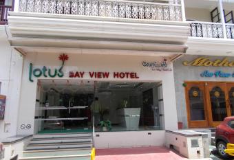 Lotus Bay View Hotel has Smoking/Balcony rooms