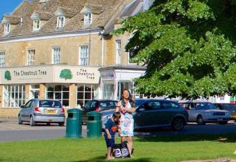 Chestnut Bed and Breakfast allows 18 year olds to book a room