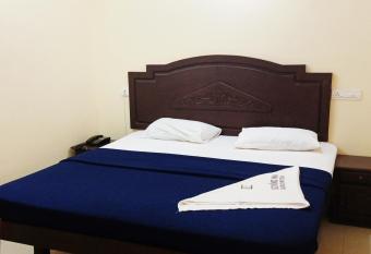 Govind Inn has Balcony rooms