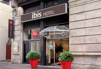 ibis Grenoble Centre Bastille allows 18 year olds to book a room