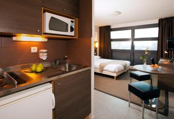 S  jours & Affaires Lille Europe allows 18 year olds to book a room