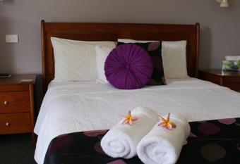 Riverside Motel allows 18 year olds to book a room