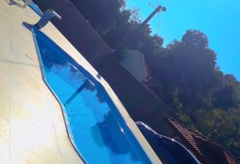 Ch  cara   guas Claras has Balcony rooms